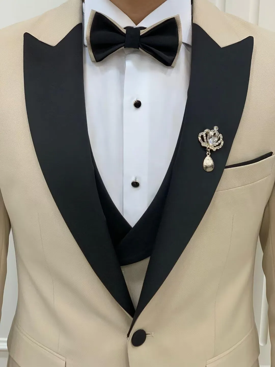 Mens 3 Piece Tuxedo Suit Slim Fit Wedding Prom Dinner Tuxedo for Men Double Breasted Suits Set with Bow Tie