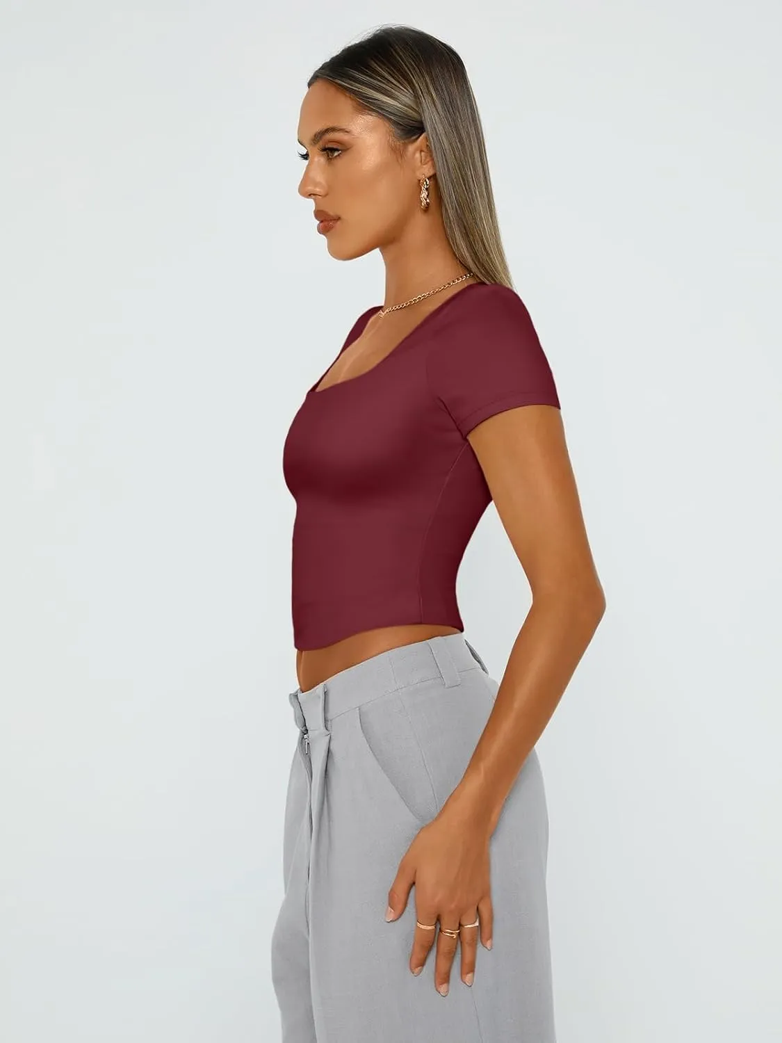 Trendy Queen Tshirts Shirts for Women Double Lined Going Out Crop Tops 2025 Spring Summer Workout Y2k Clothes Beach Fashion
