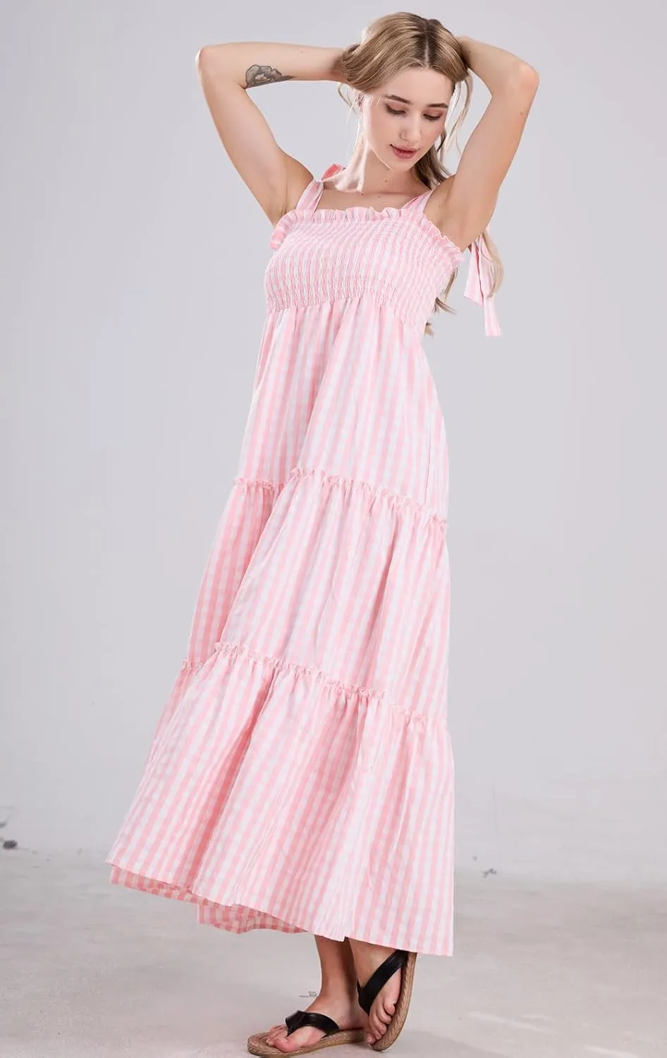 utcoco Women's 2025 Summer Boho Plaid Smocked Dress Spaghetti Strap Square Neck A Line Tiered Long Maxi Dress
